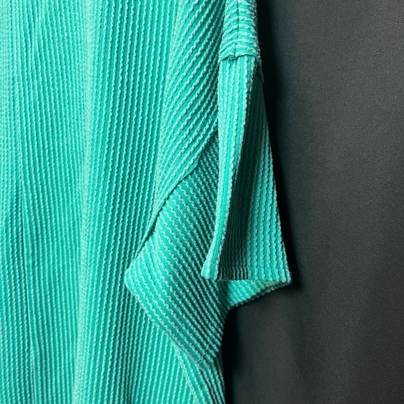 Altar'd State Turquoise Ribbed V-Neck Short Sleeve Top - Picture 11 of 12